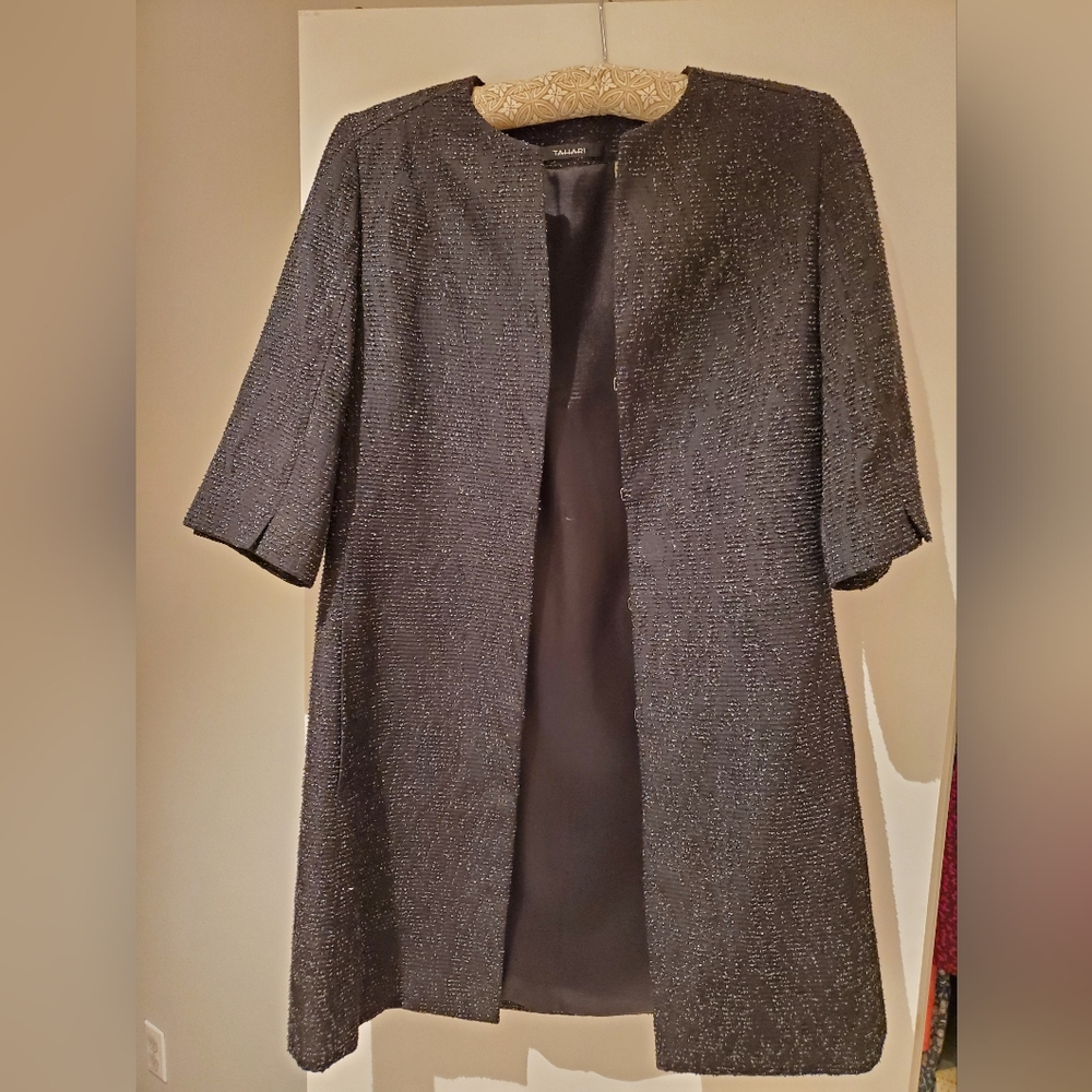 Tahari black blazer NWT US 8